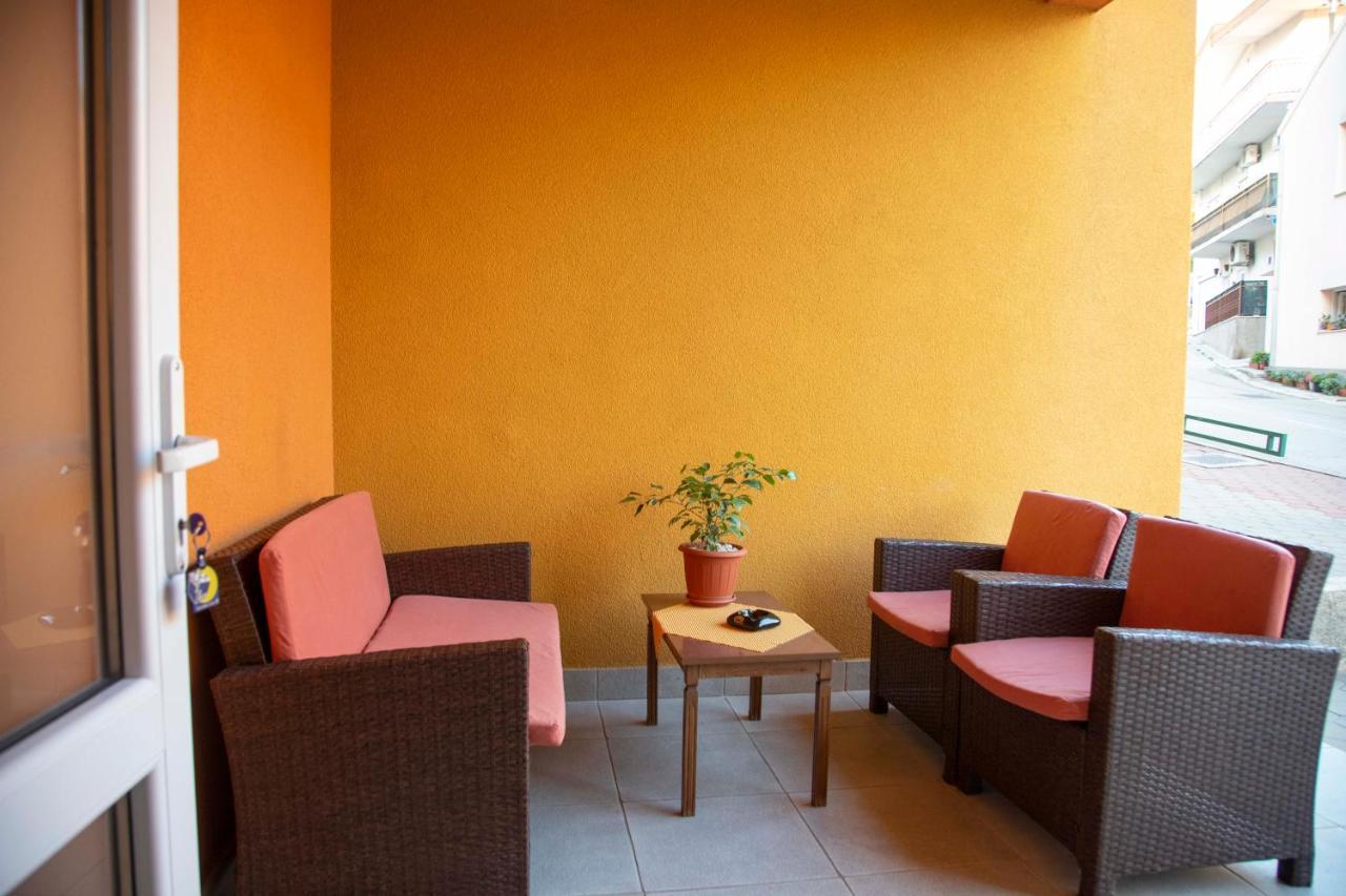 Apartment Fragola Makarska Exteriör bild