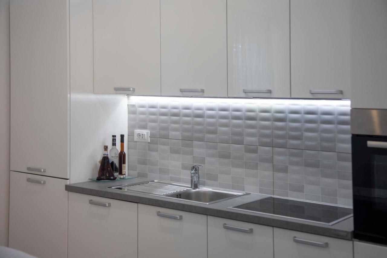 Apartment Fragola Makarska Exteriör bild