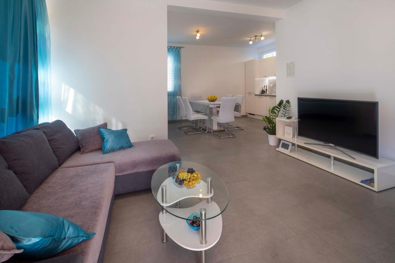 Apartment Fragola Makarska Exteriör bild